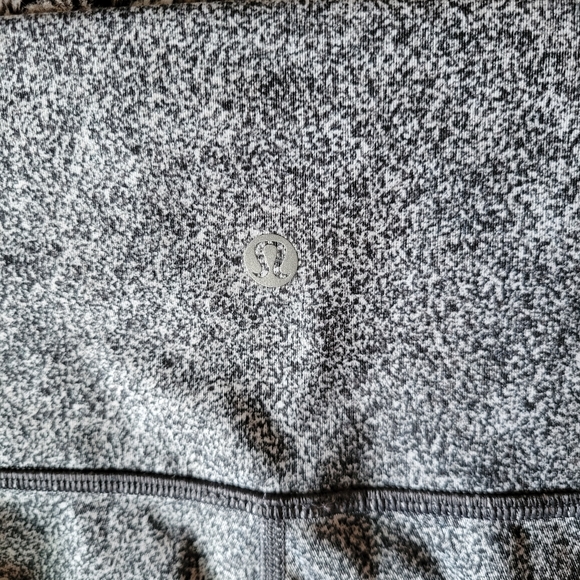 LULULEMON LEGGINGS - Picture 2 of 4